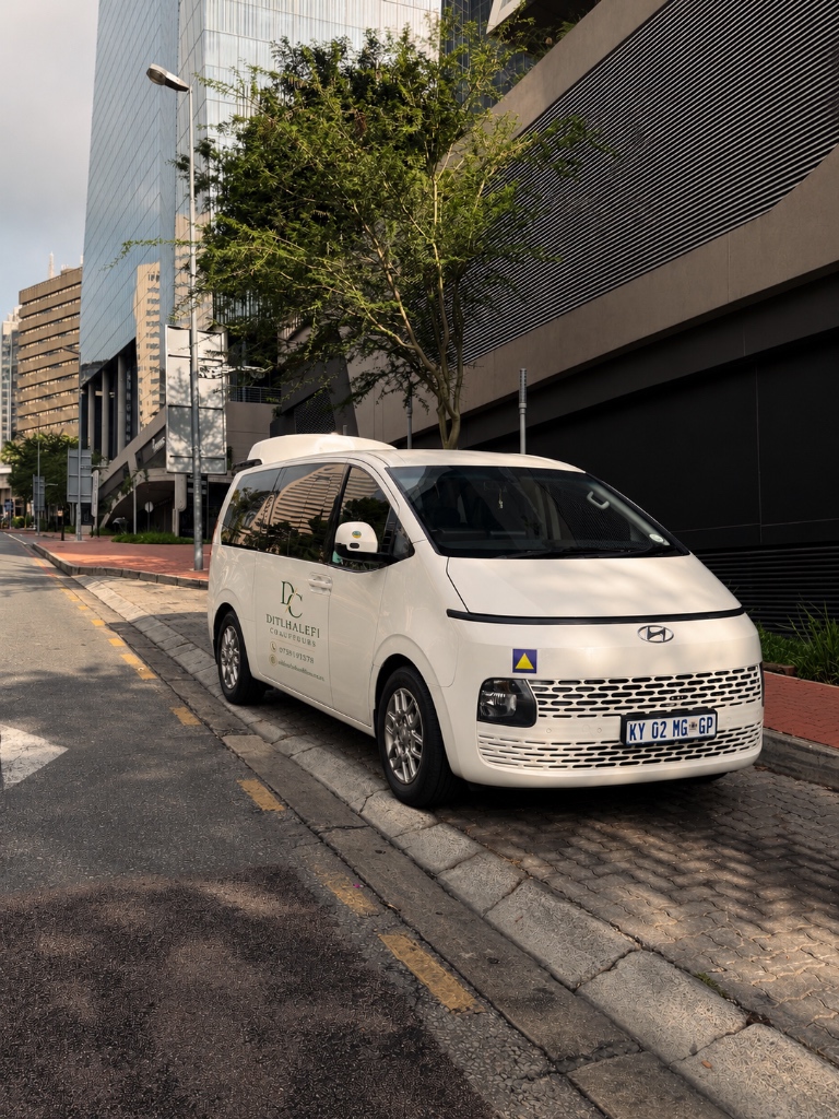 Ditlhalefi Chauffeurs Executive Vehicle Johannesburg