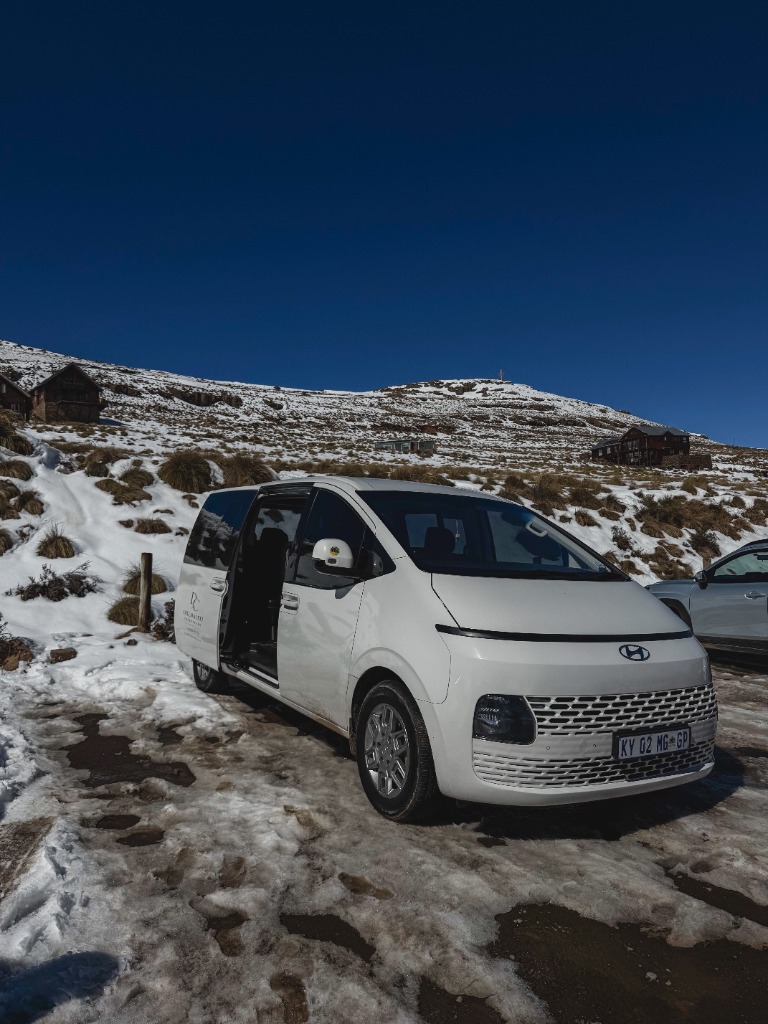Ditlhalefi Executive Long-Distance Chauffeur Transfer to Regional Mountain Resorts & Lodges
